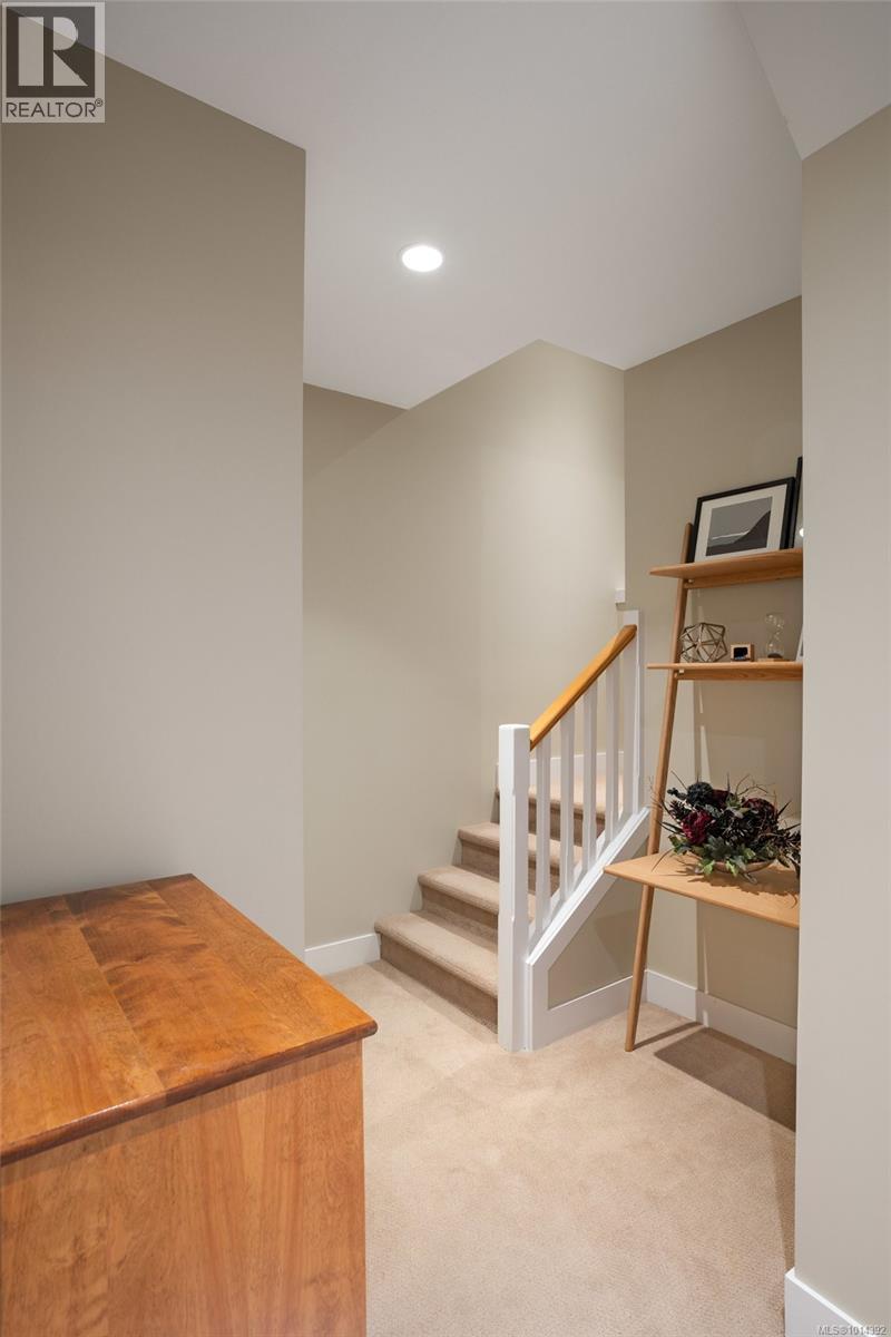 3 555 Niagara Street, Victoria