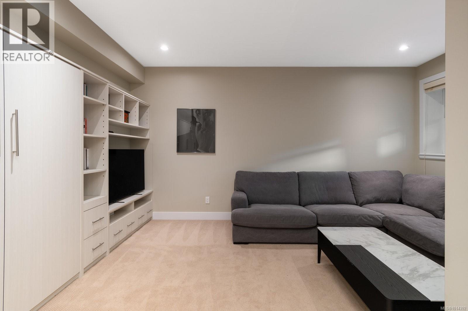 3 555 Niagara Street, Victoria