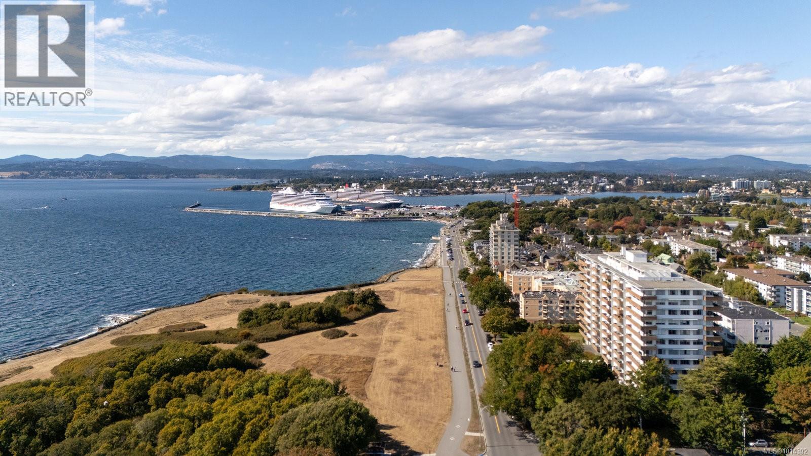 3 555 Niagara Street, Victoria