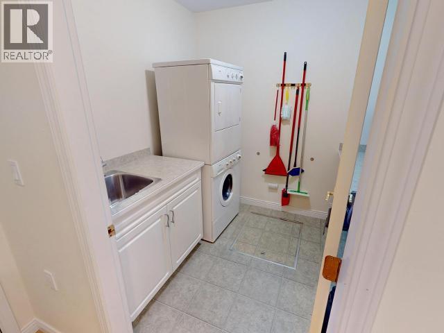 16-4897 ONTARIO AVE, Powell River