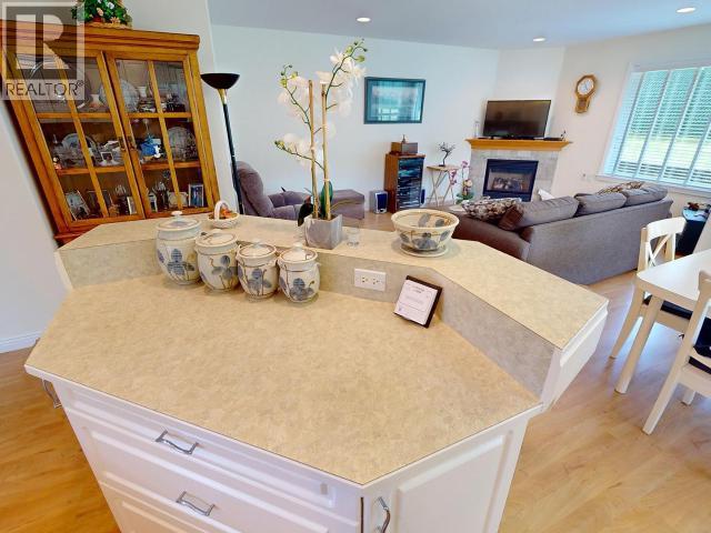 16-4897 ONTARIO AVE, Powell River