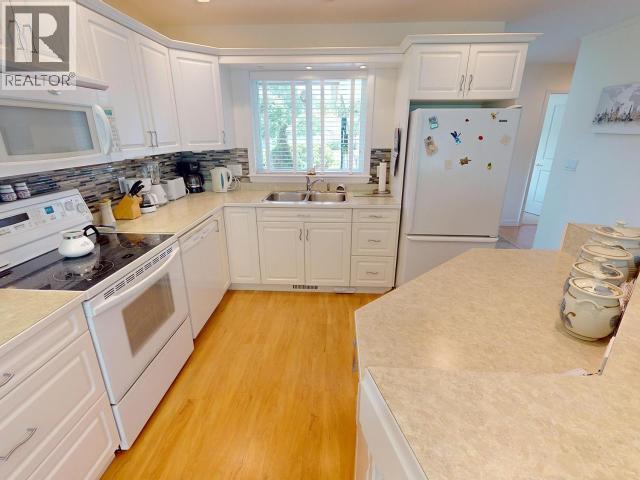 16-4897 ONTARIO AVE, Powell River