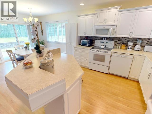 16-4897 ONTARIO AVE, Powell River