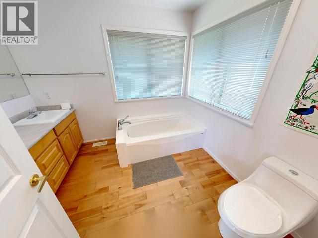 4062 ALGERINE PLACE, Powell River