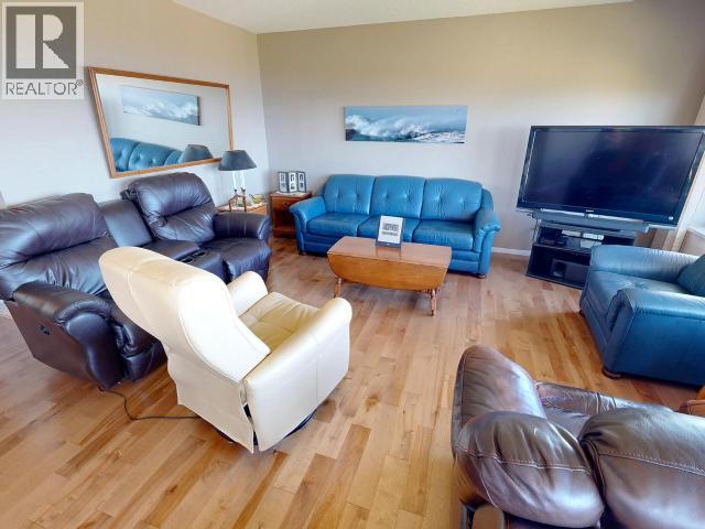 4062 ALGERINE PLACE, Powell River