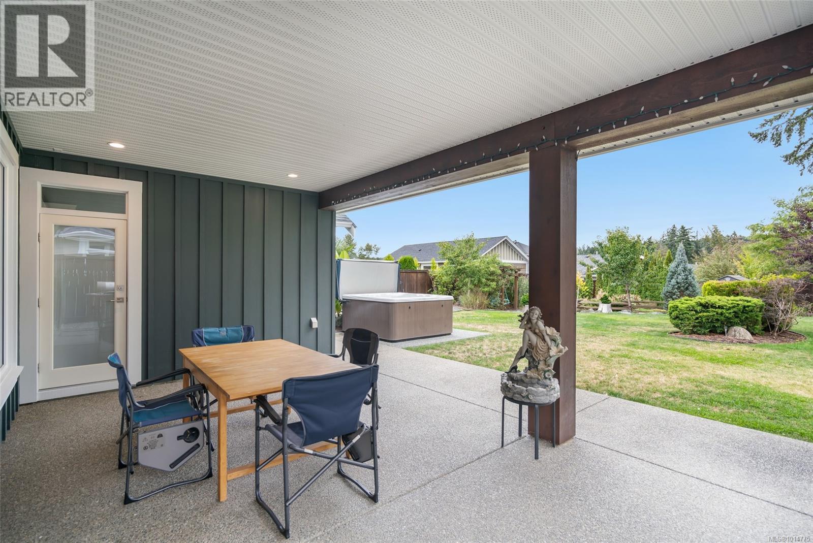 166 Skylark Ave, Parksville