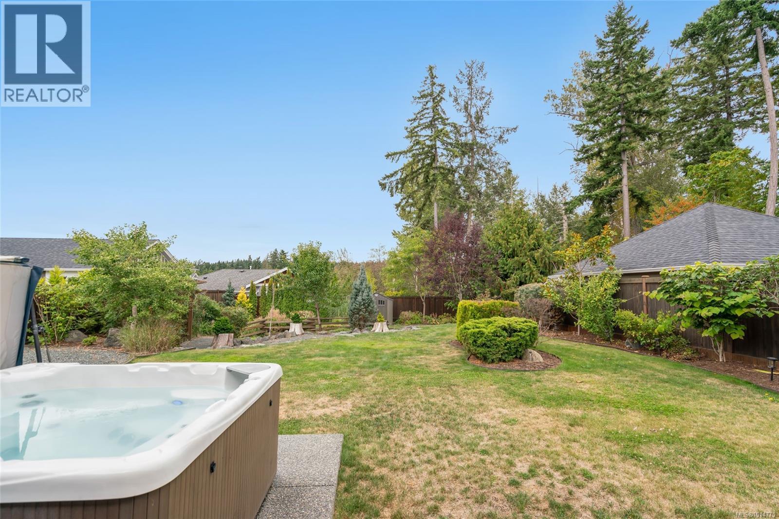 166 Skylark Ave, Parksville
