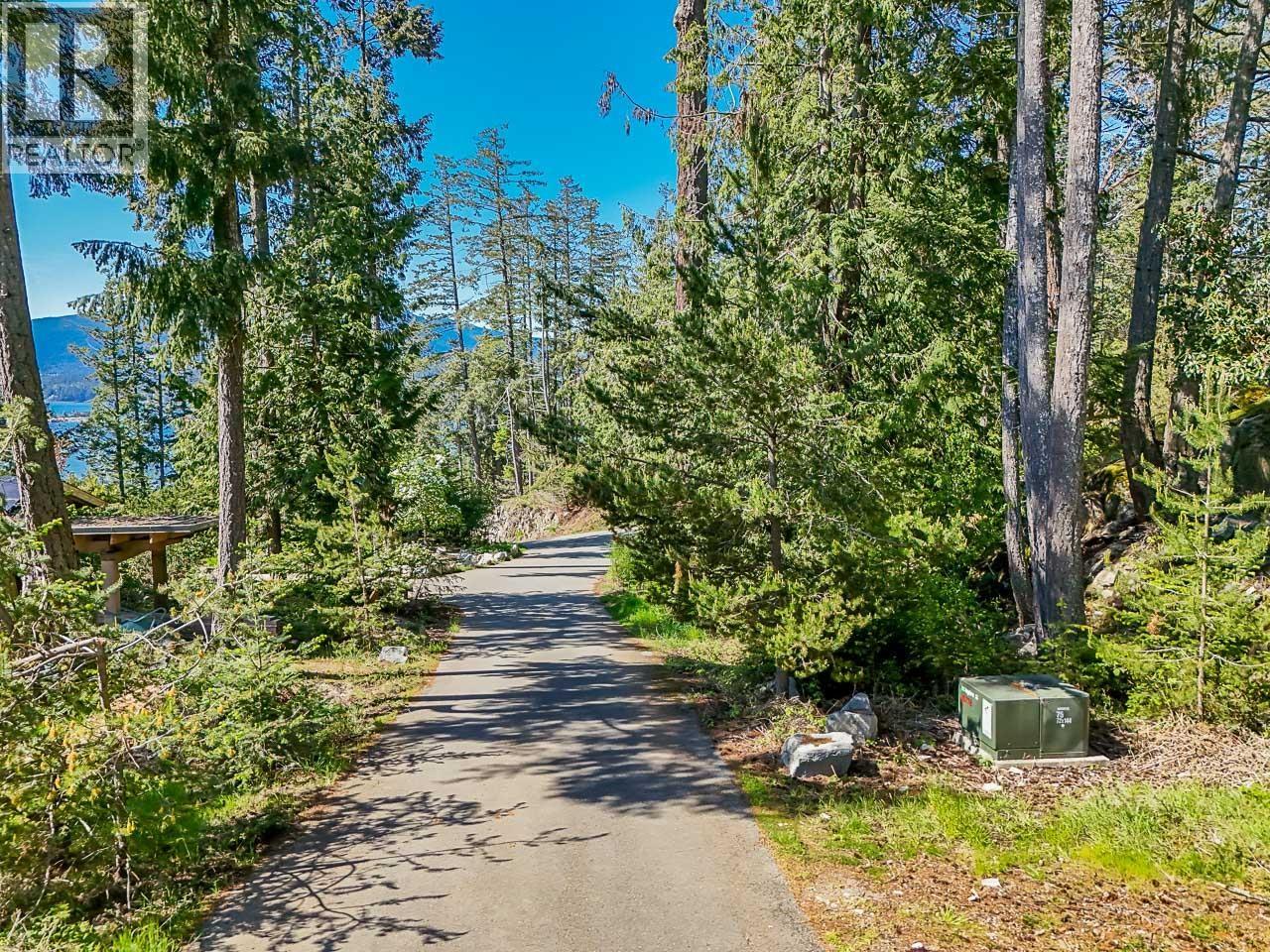 1795 EMILY LANE, Bowen Island