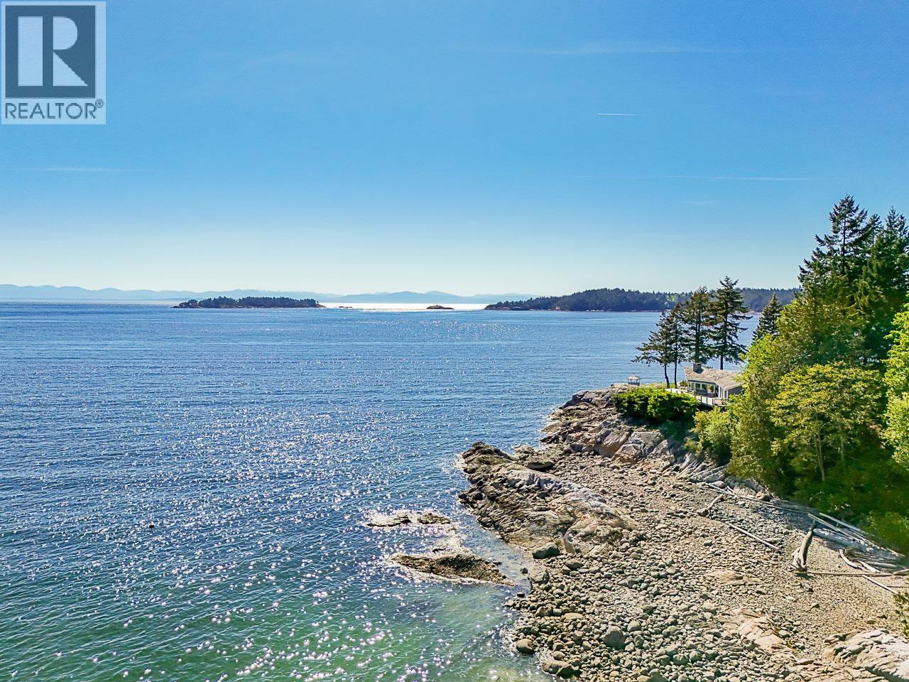 1795 EMILY LANE, Bowen Island