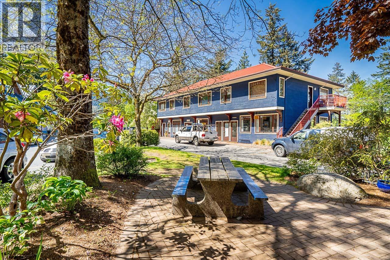 1795 EMILY LANE, Bowen Island