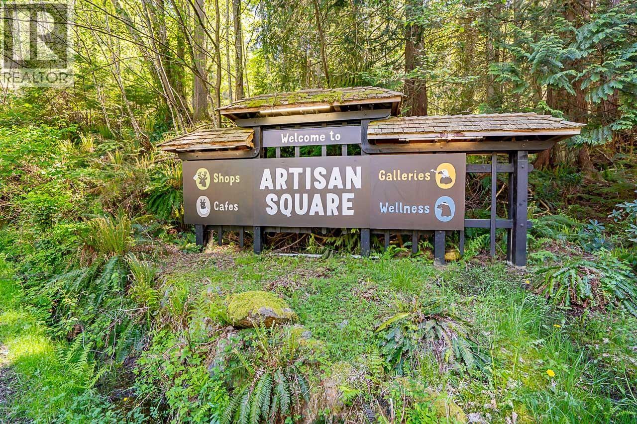 1795 EMILY LANE, Bowen Island