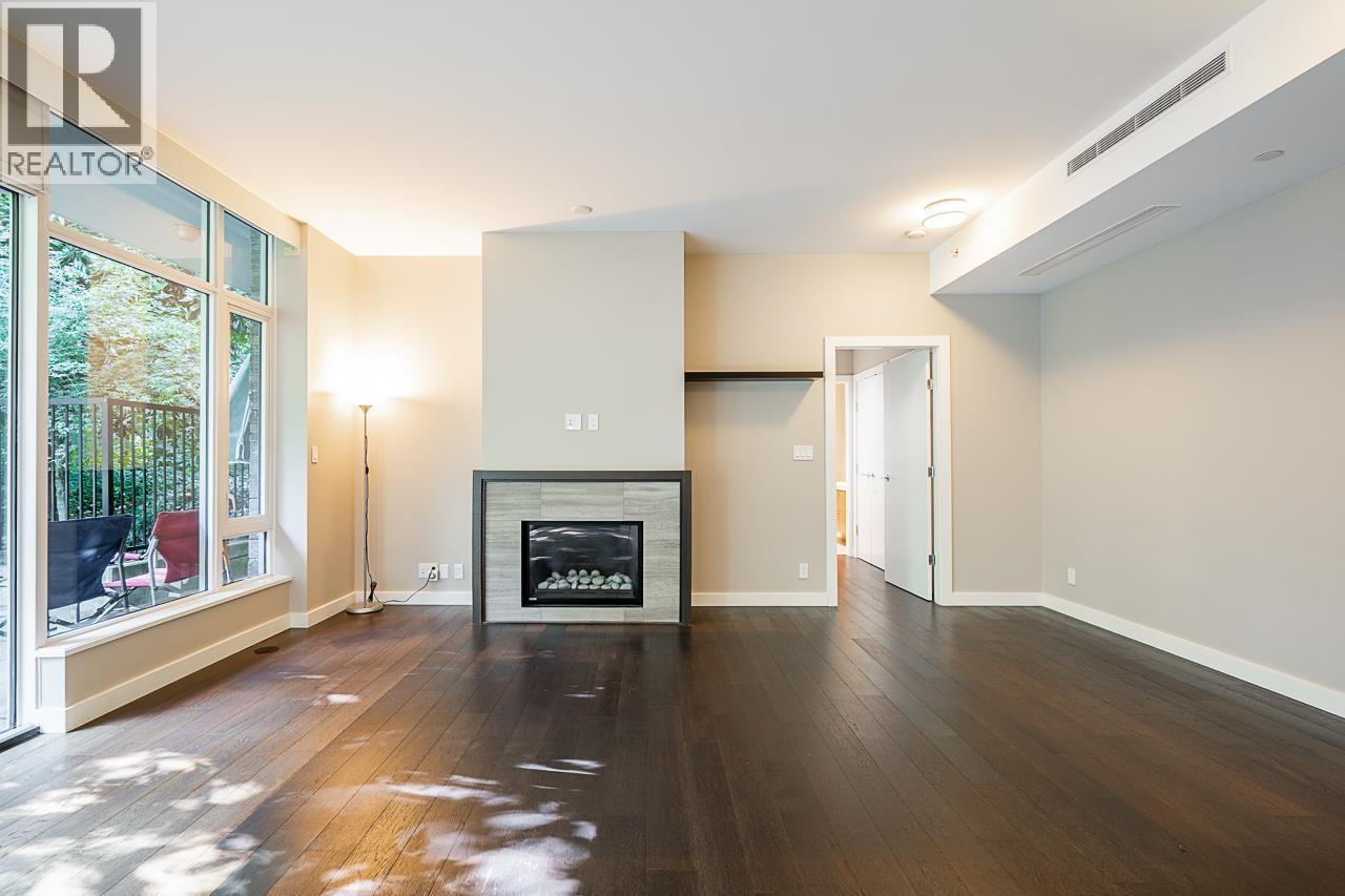101 988 KEITH ROAD, West Vancouver