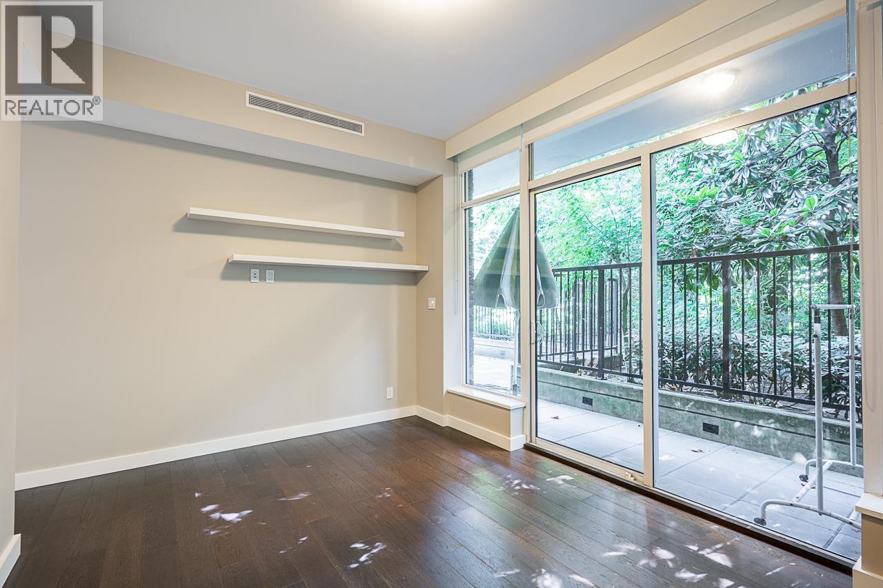 101 988 KEITH ROAD, West Vancouver