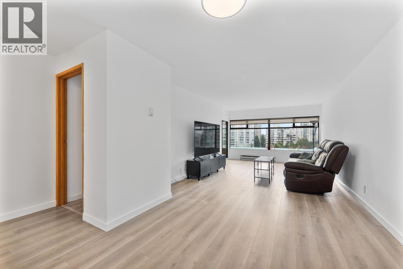 803 615 BELMONT STREET, New Westminster