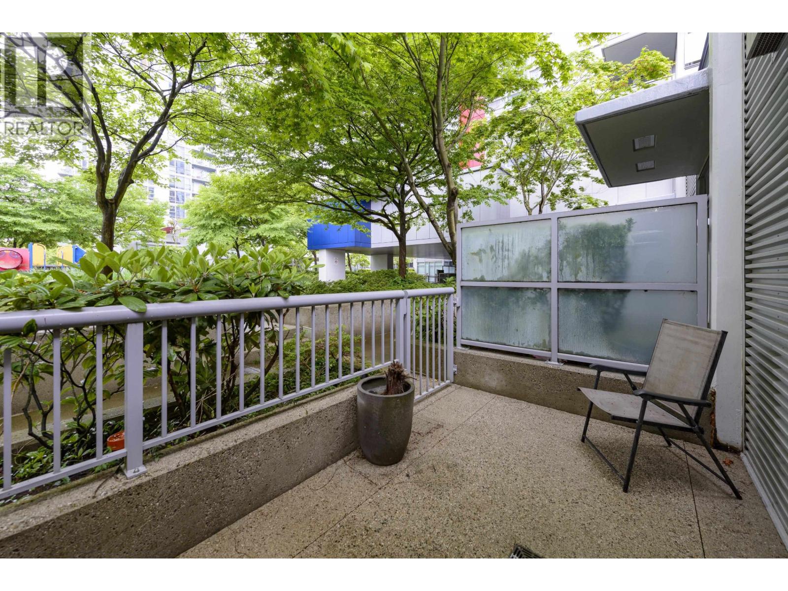 128 DUNSMUIR STREET, Vancouver