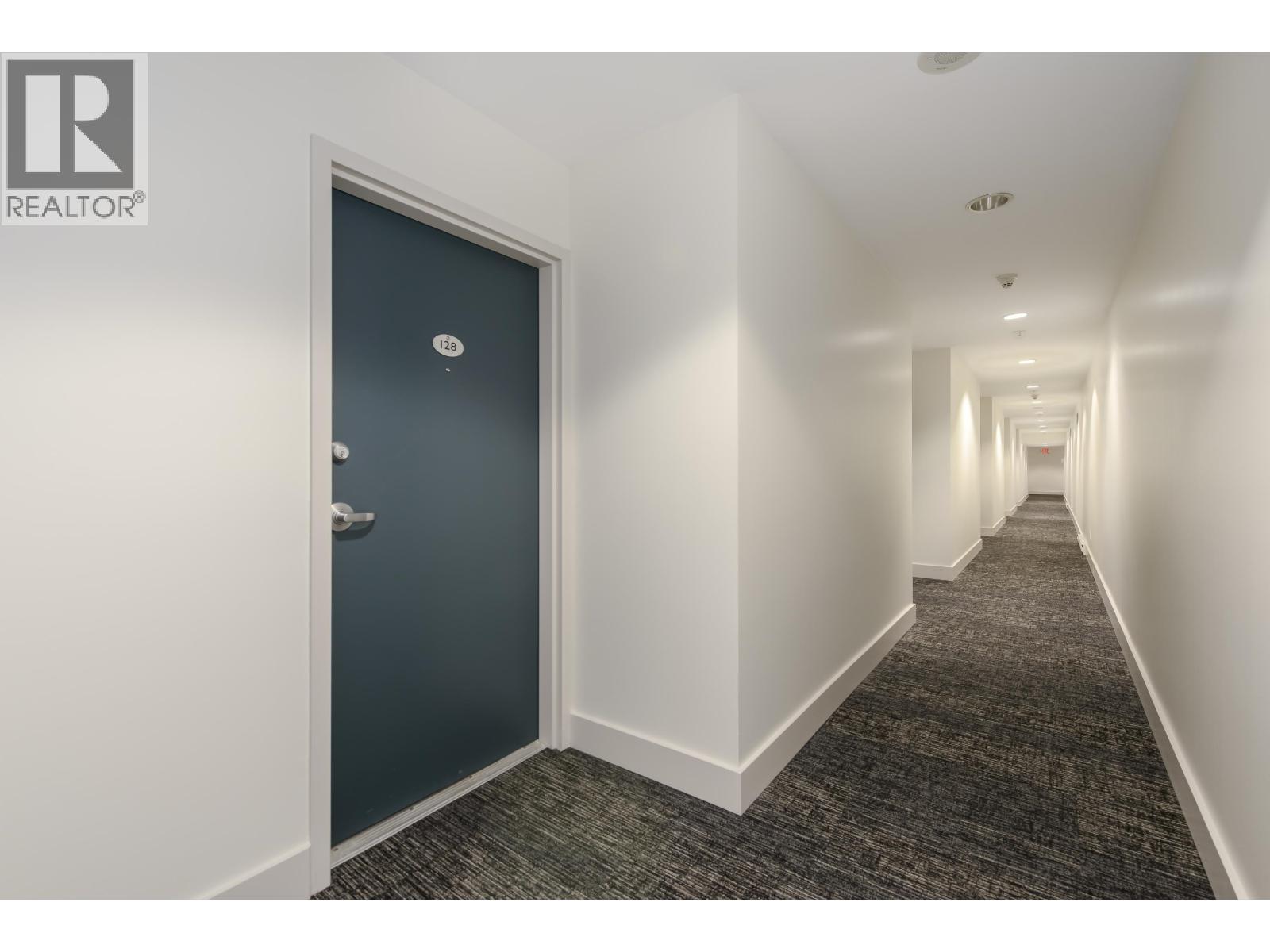 128 DUNSMUIR STREET, Vancouver