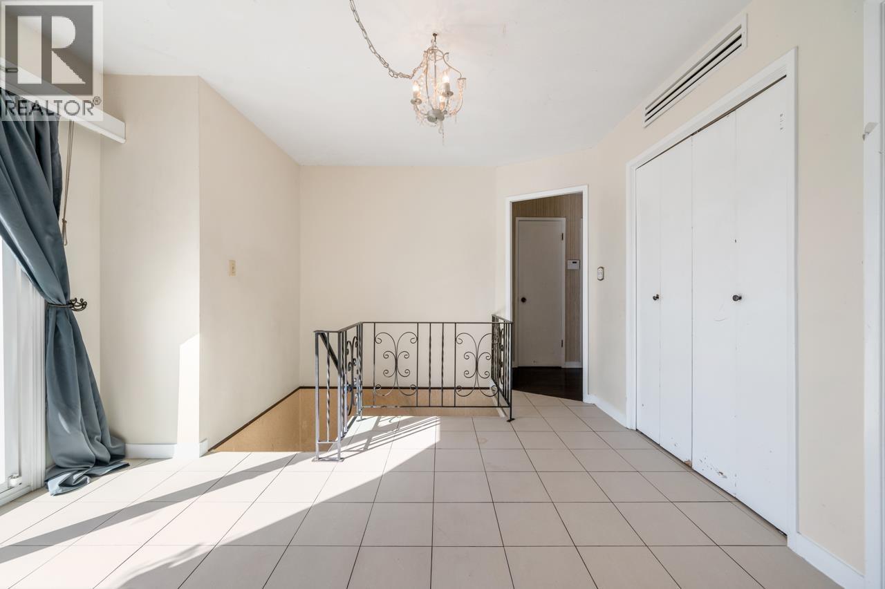 4325 MAHON AVENUE, Burnaby