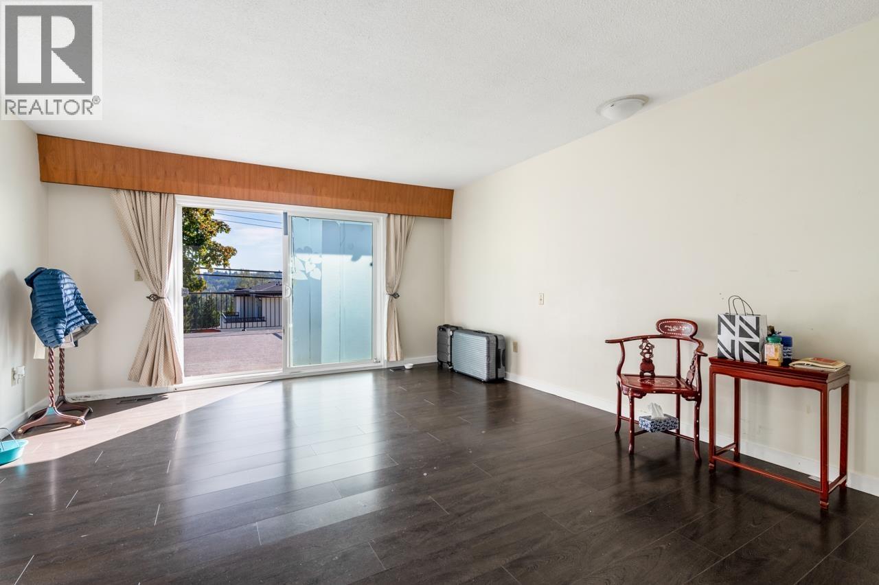 4325 MAHON AVENUE, Burnaby