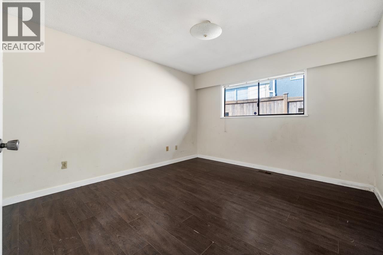 4325 MAHON AVENUE, Burnaby