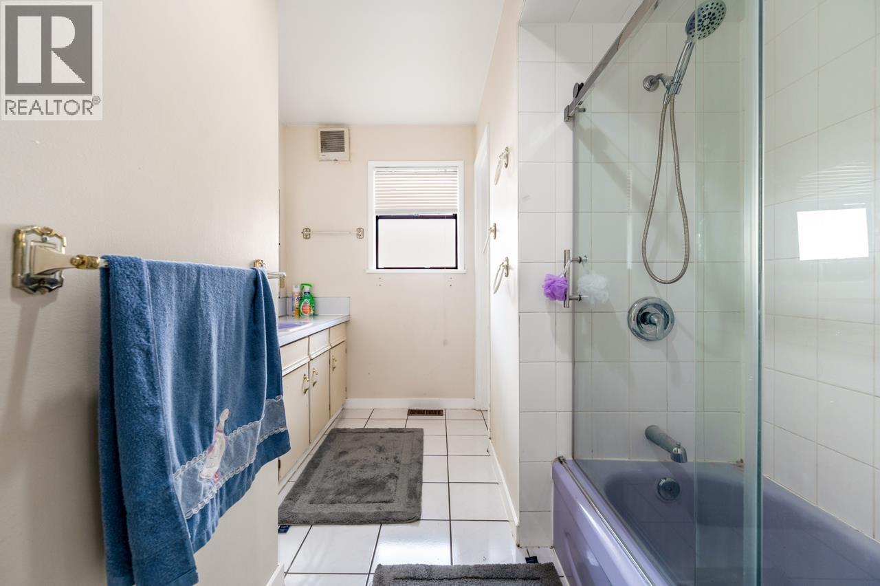 4325 MAHON AVENUE, Burnaby