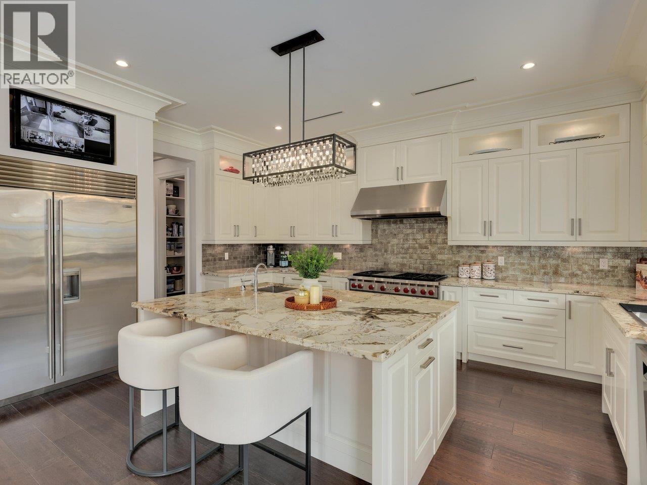 5064 FENTON Drive, Delta