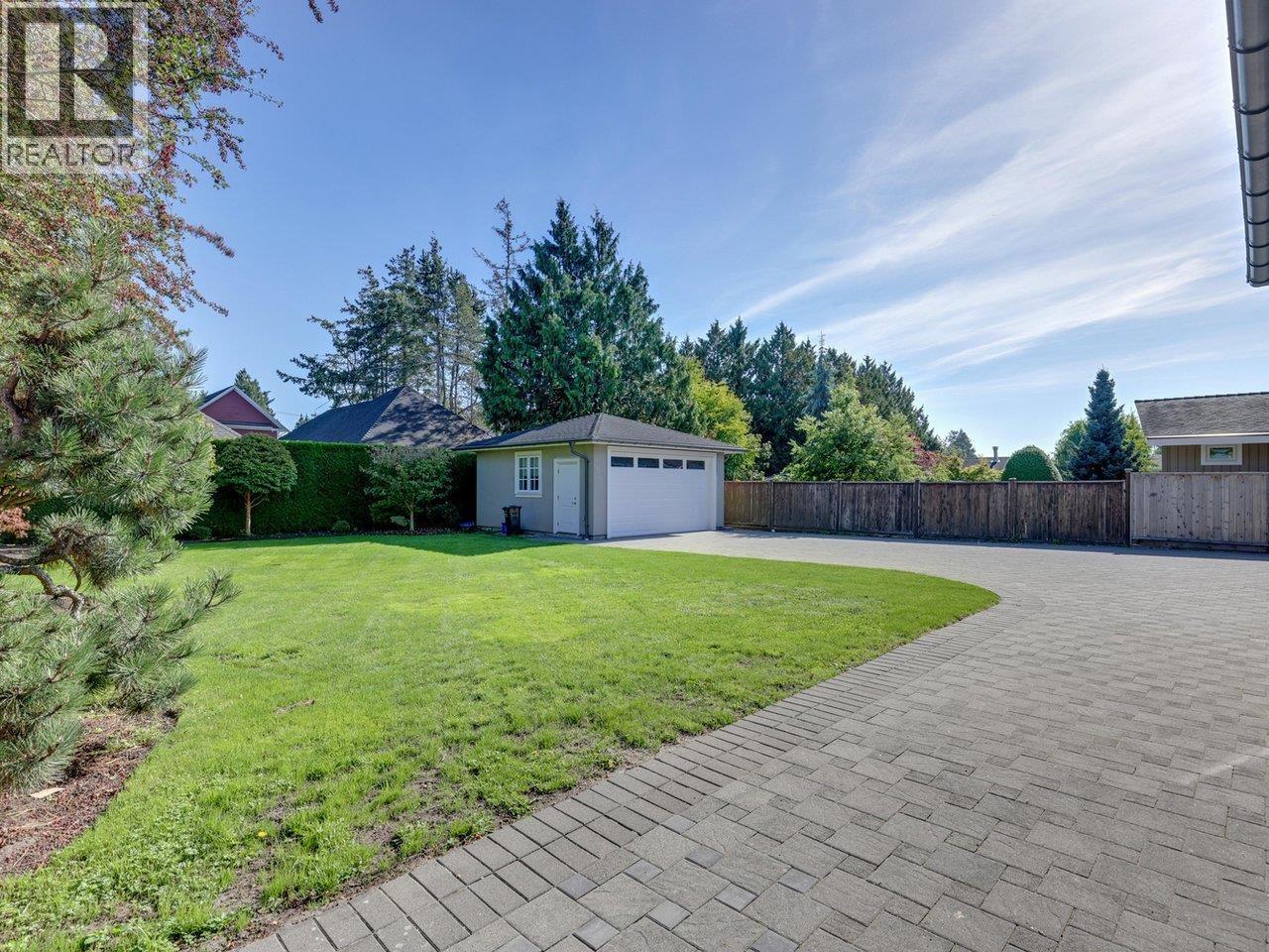 5064 FENTON Drive, Delta