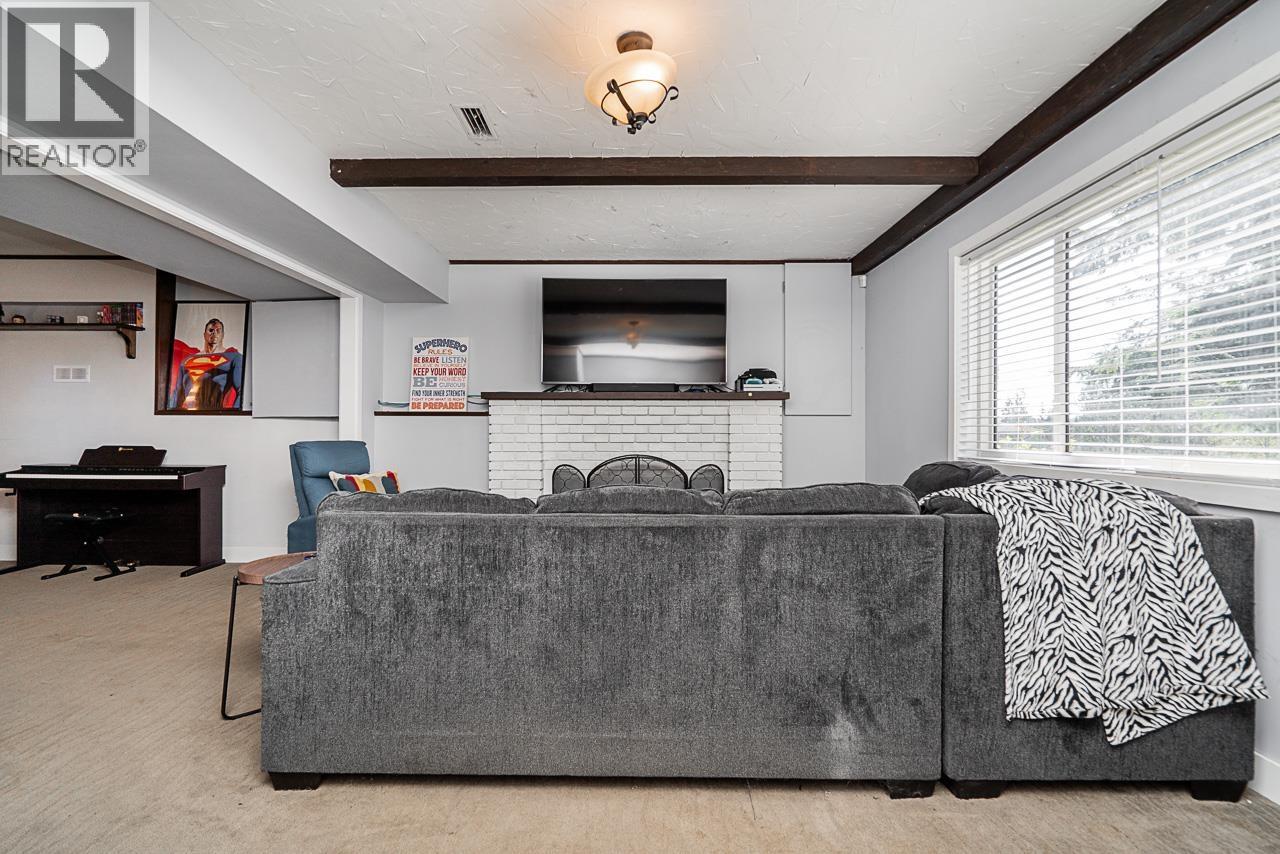 101 COLLEGE PARK WAY, Port Moody