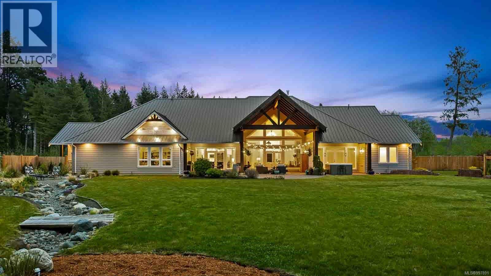 8757/8761 Oyster River Way, Black Creek
