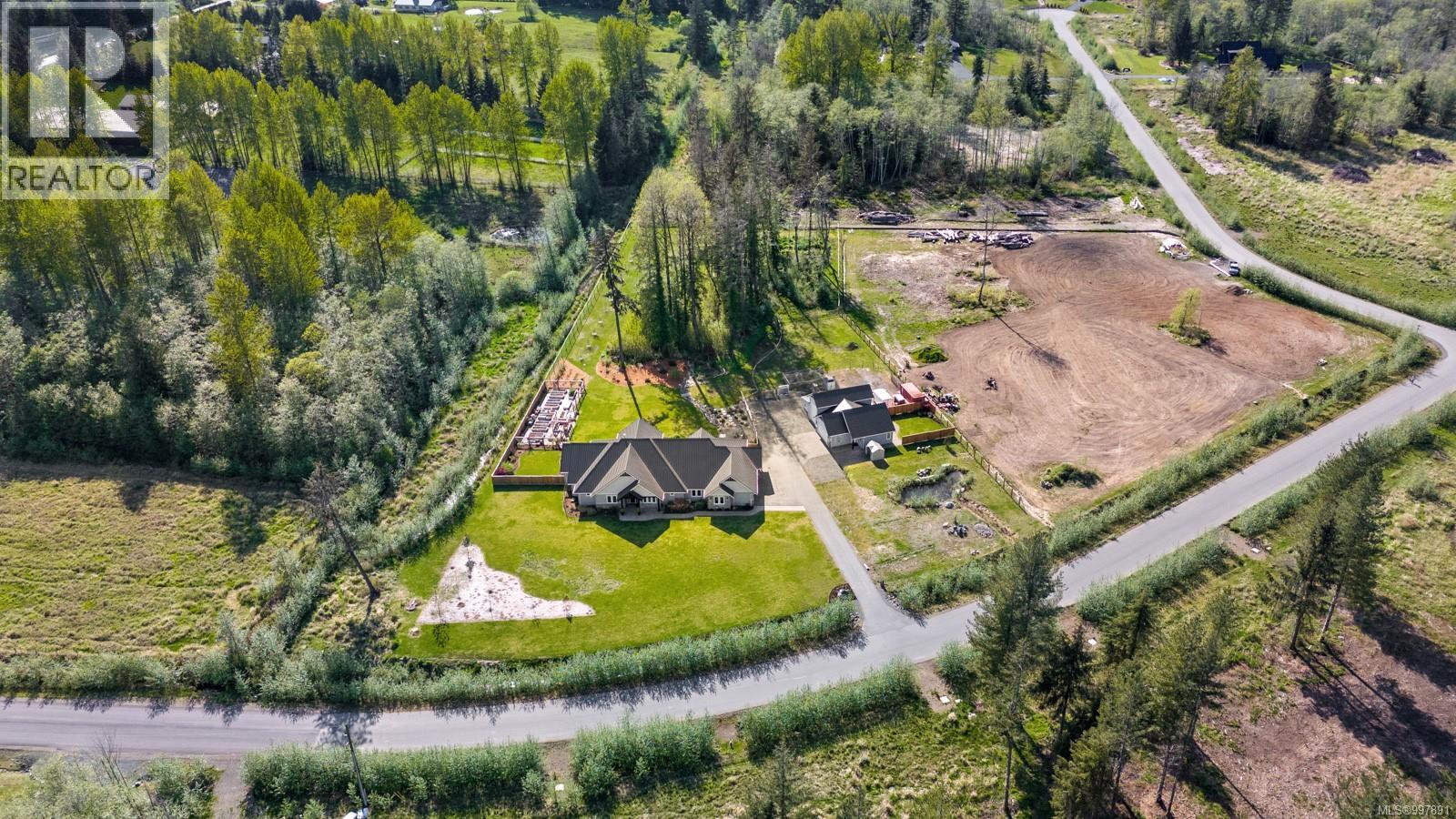 8757/8761 Oyster River Way, Black Creek