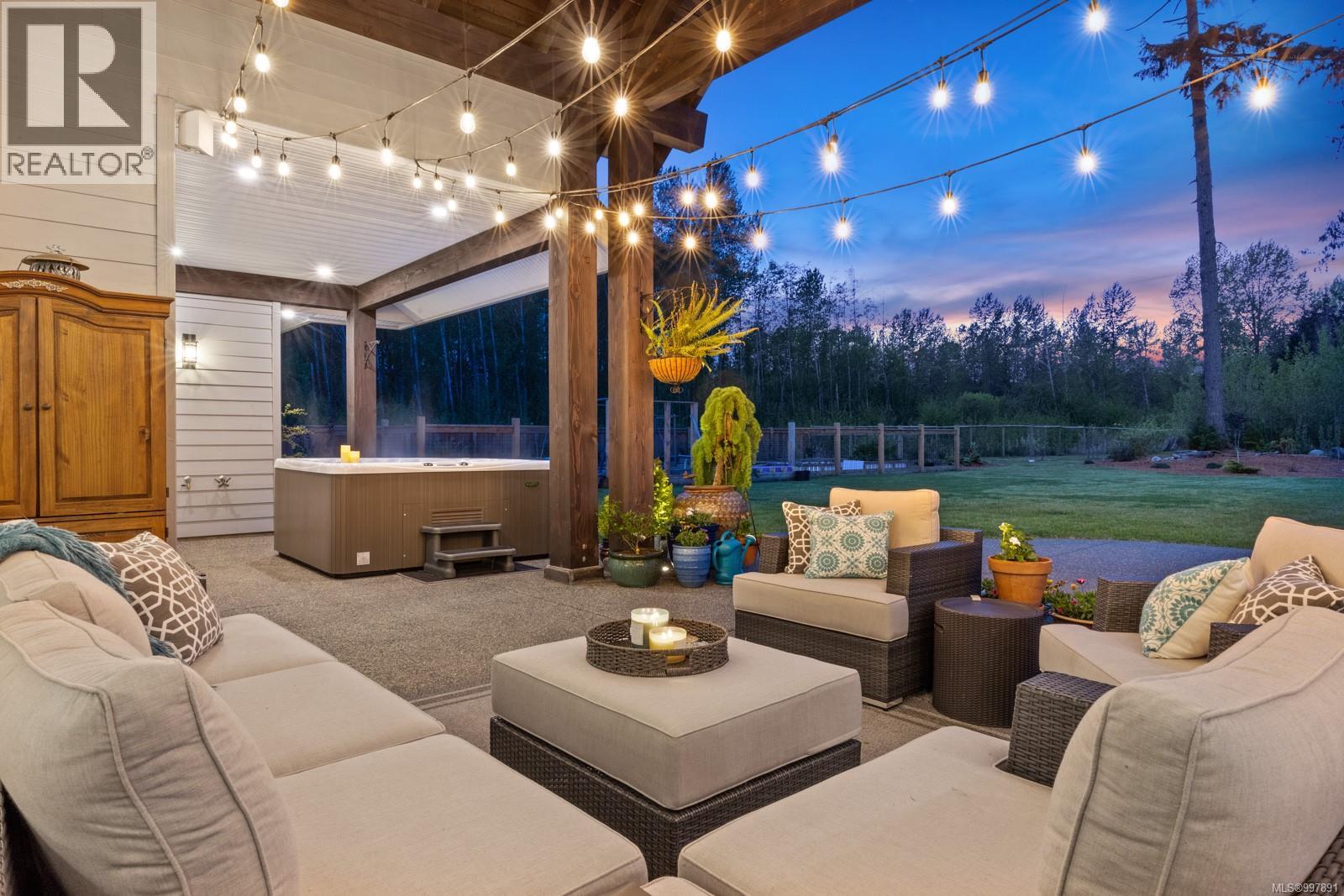 8757/8761 Oyster River Way, Black Creek