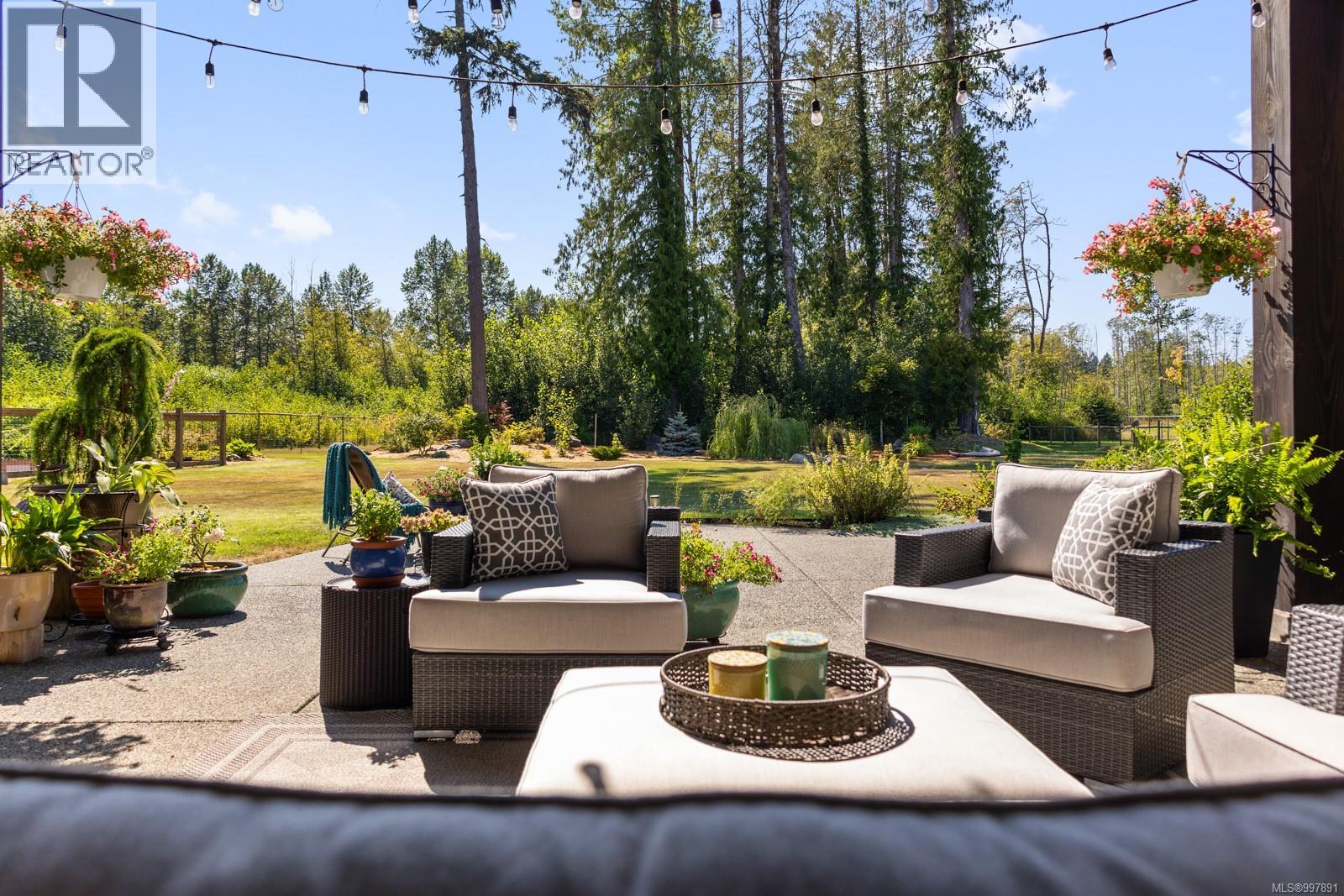 8757/8761 Oyster River Way, Black Creek