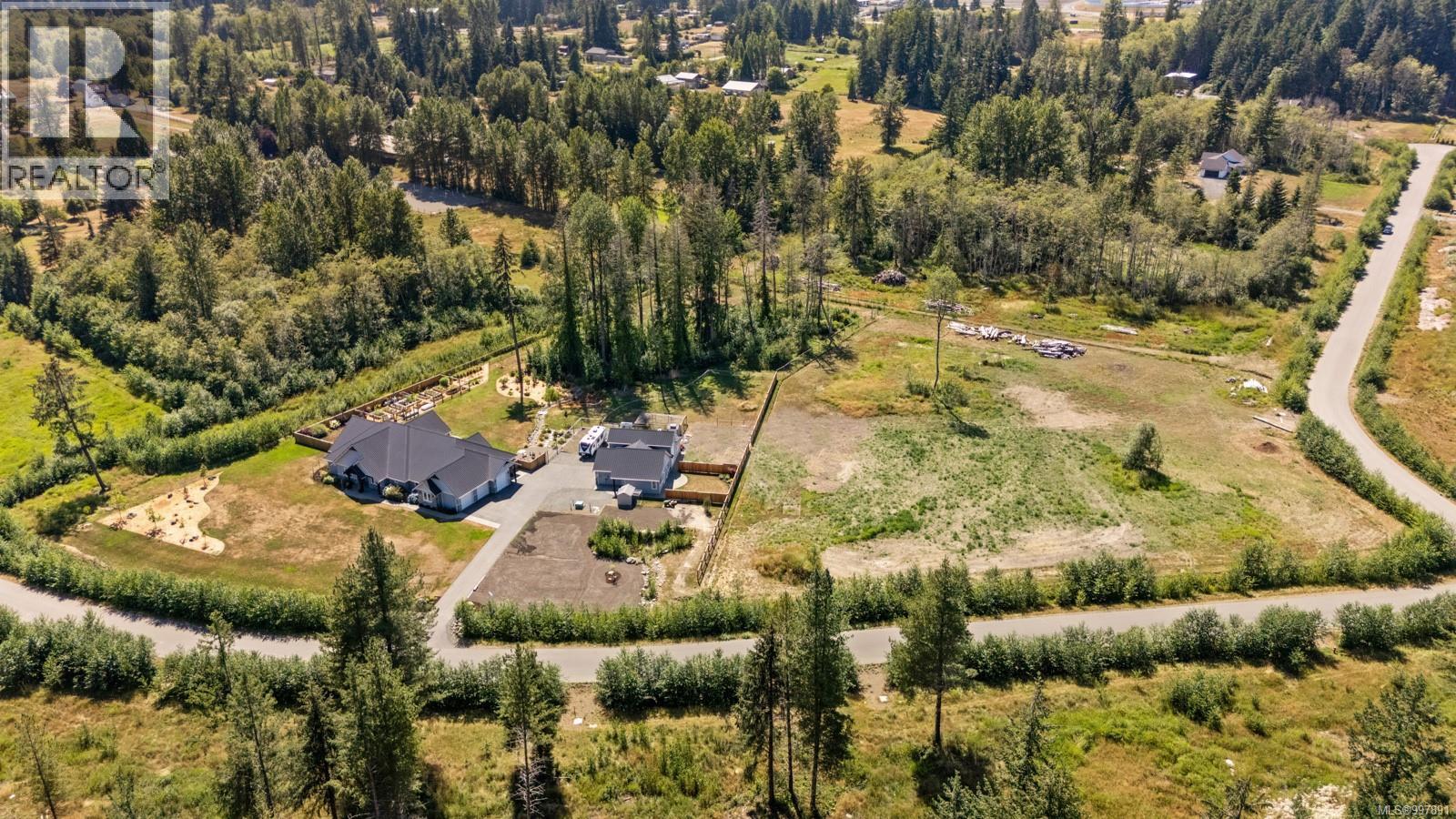 8757/8761 Oyster River Way, Black Creek