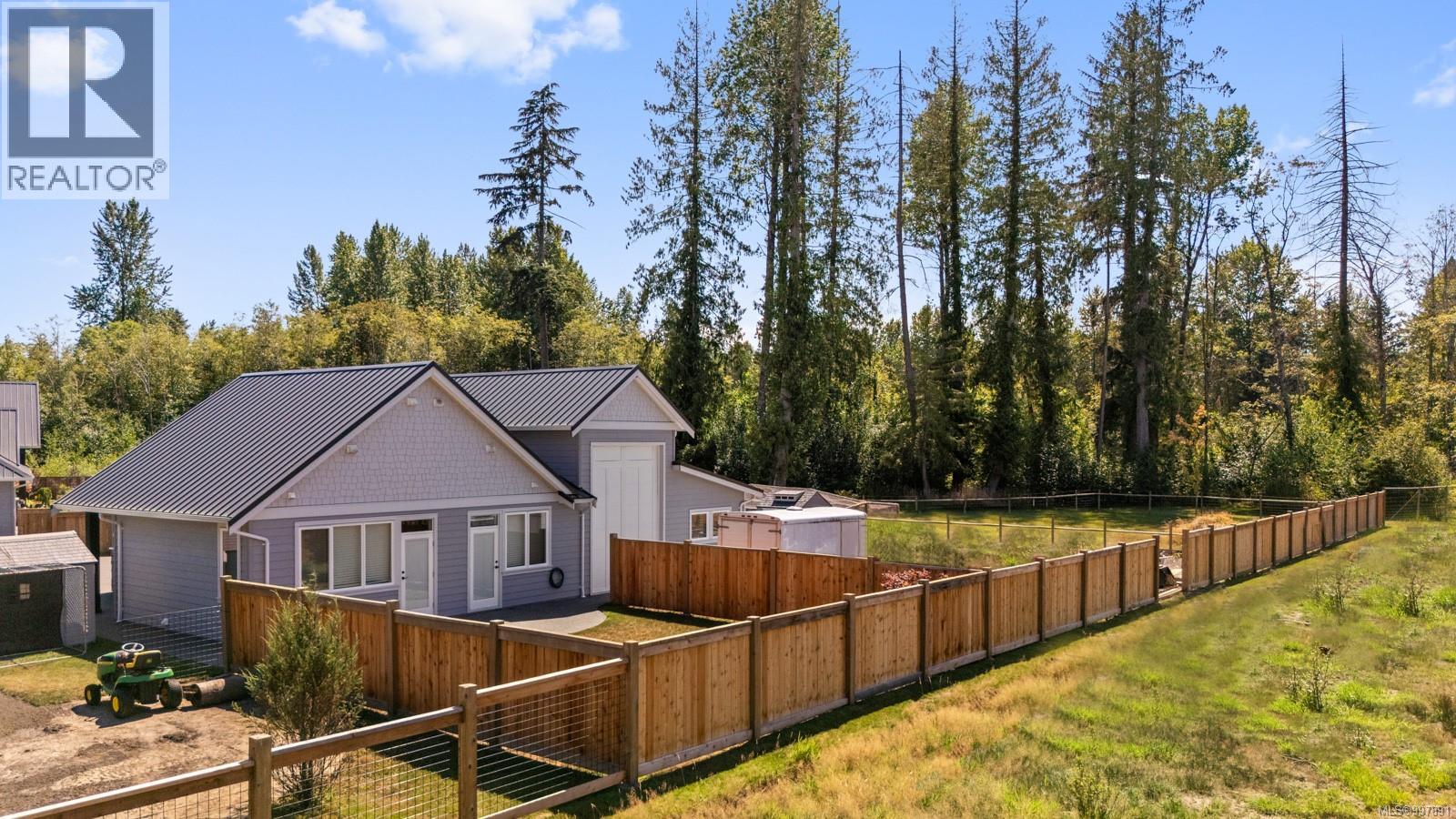 8757/8761 Oyster River Way, Black Creek