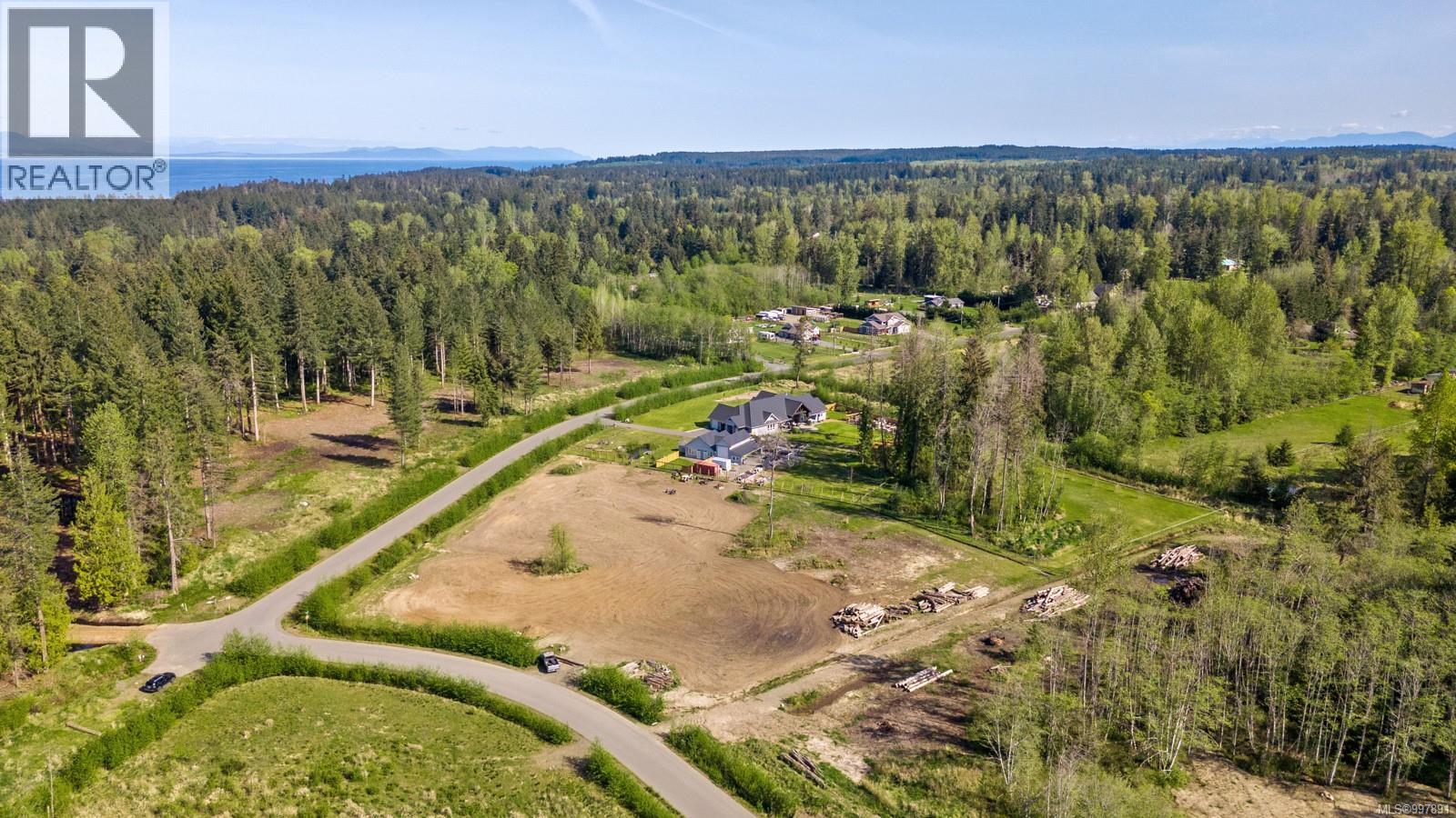 8757/8761 Oyster River Way, Black Creek