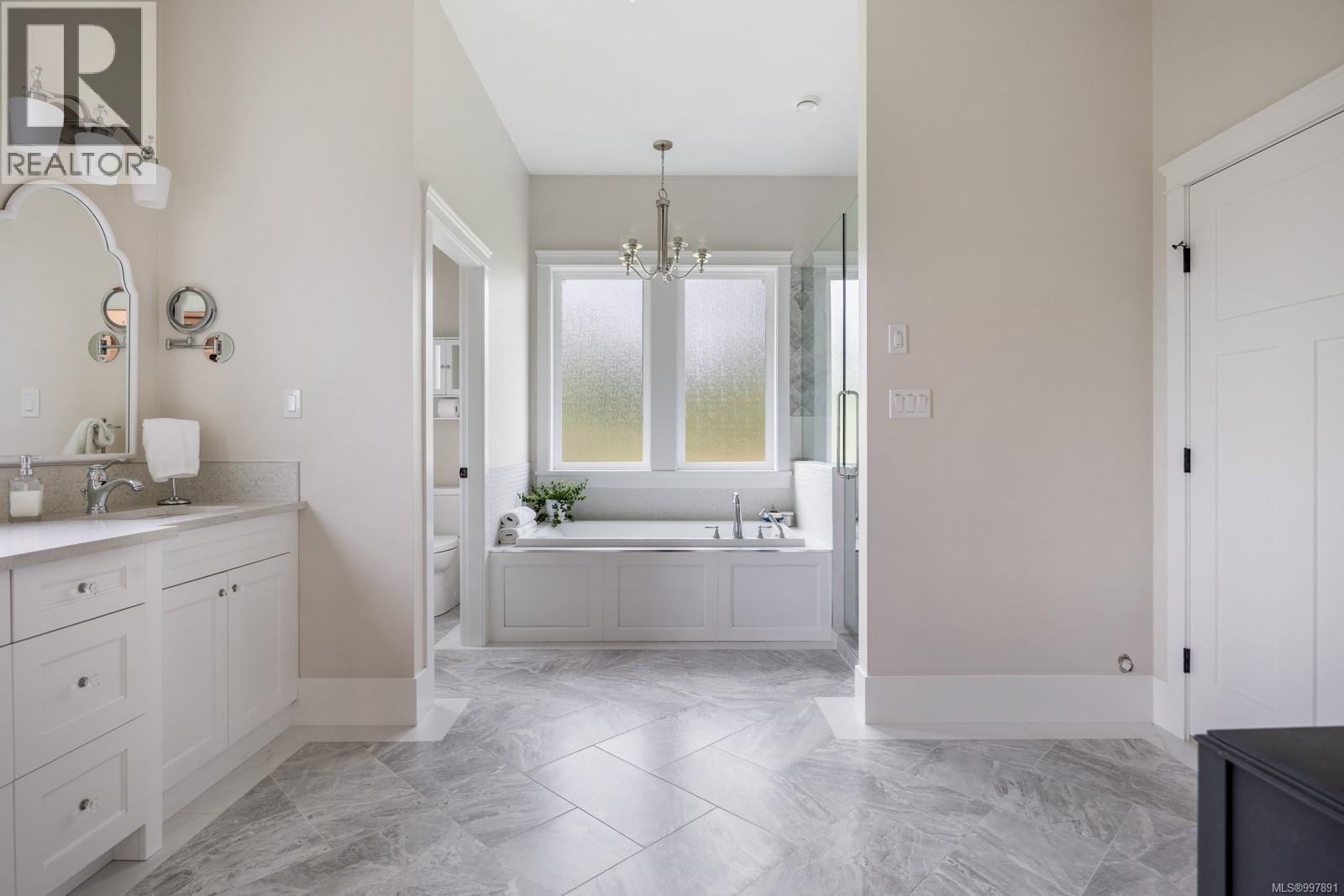 8757/8761 Oyster River Way, Black Creek
