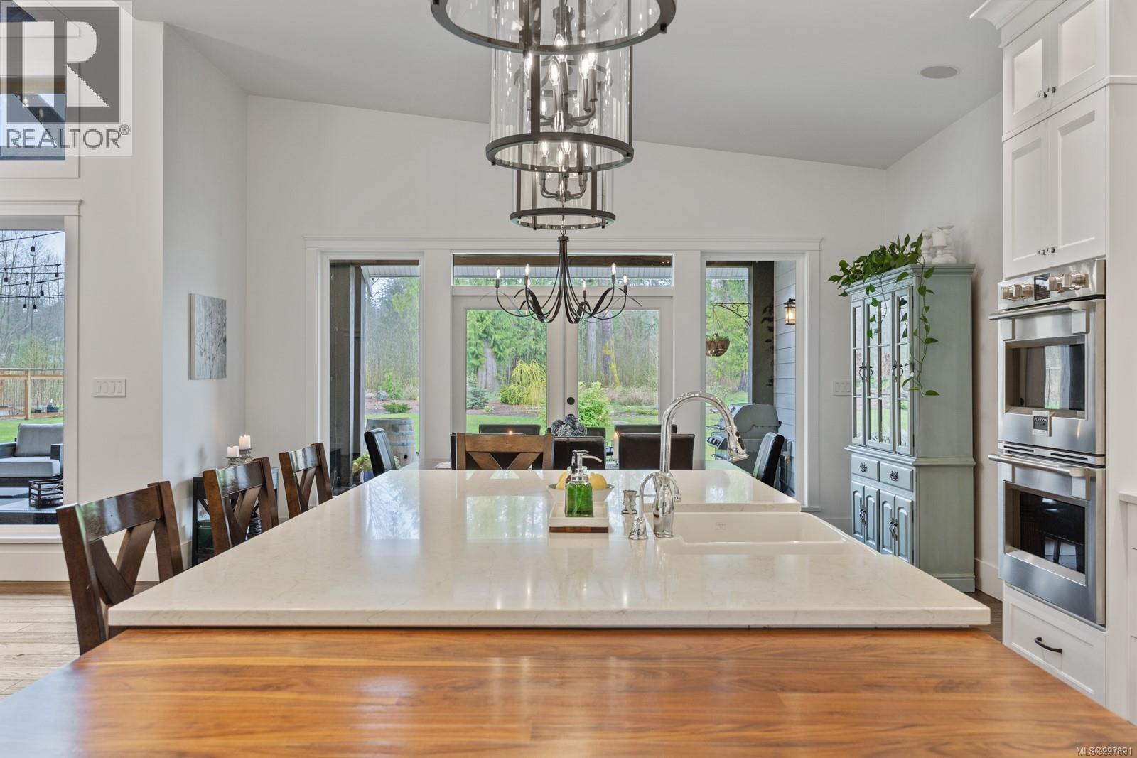 8757/8761 Oyster River Way, Black Creek
