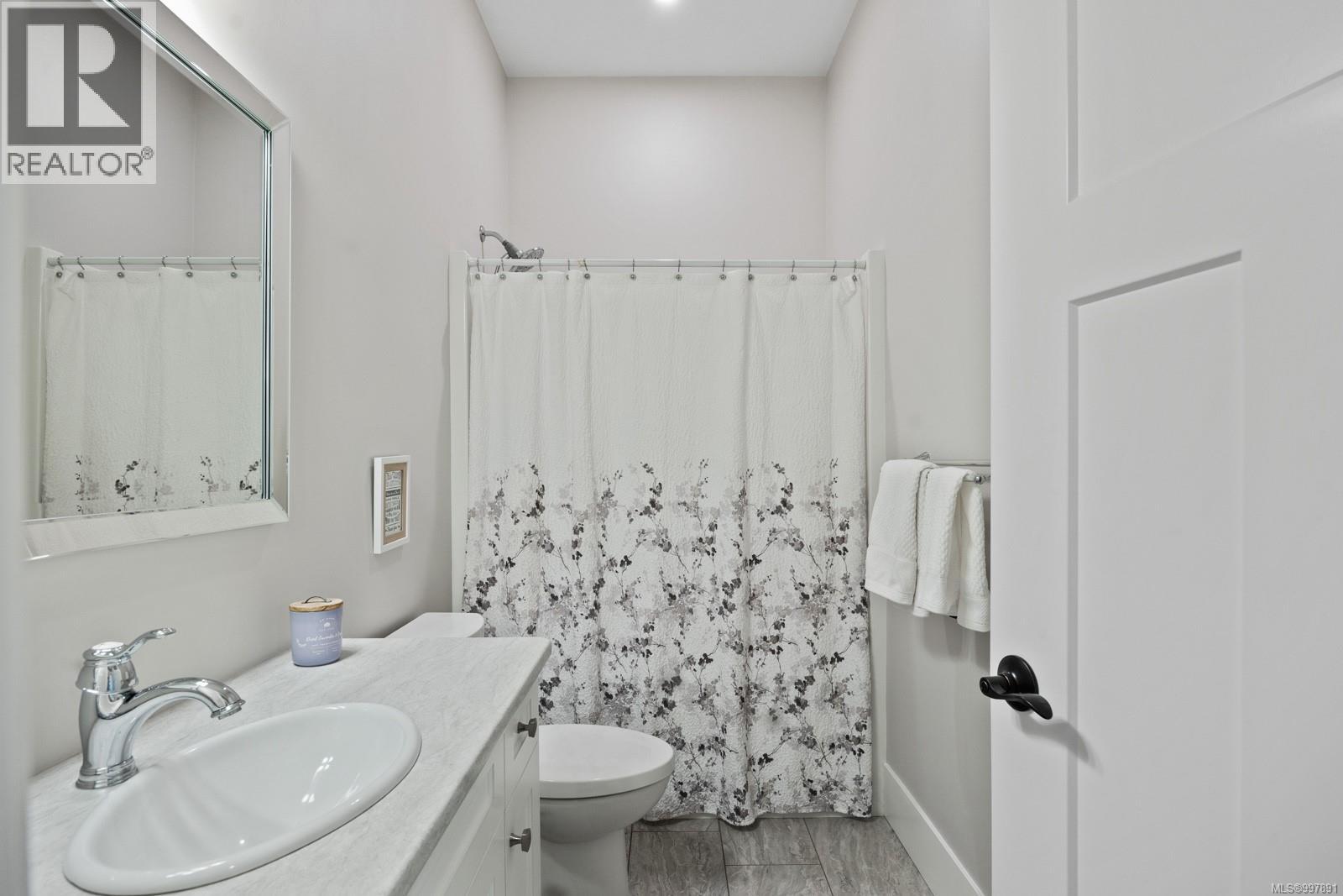 8757/8761 Oyster River Way, Black Creek