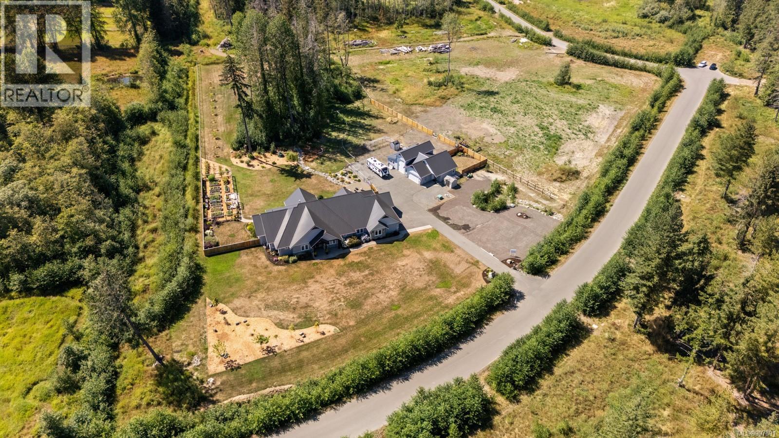 8757/8761 Oyster River Way, Black Creek