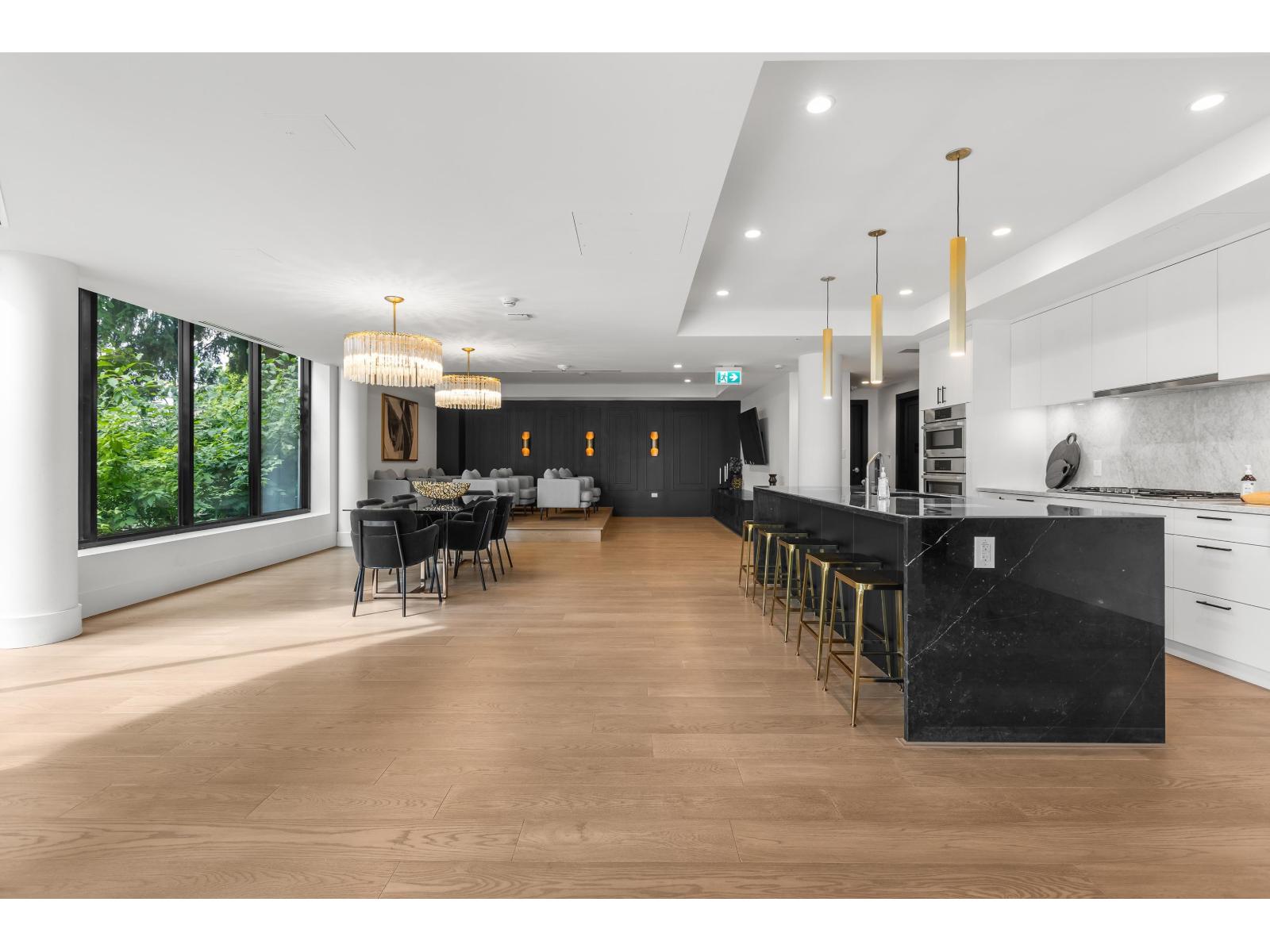 602 14825 THRIFT AVENUE, White Rock