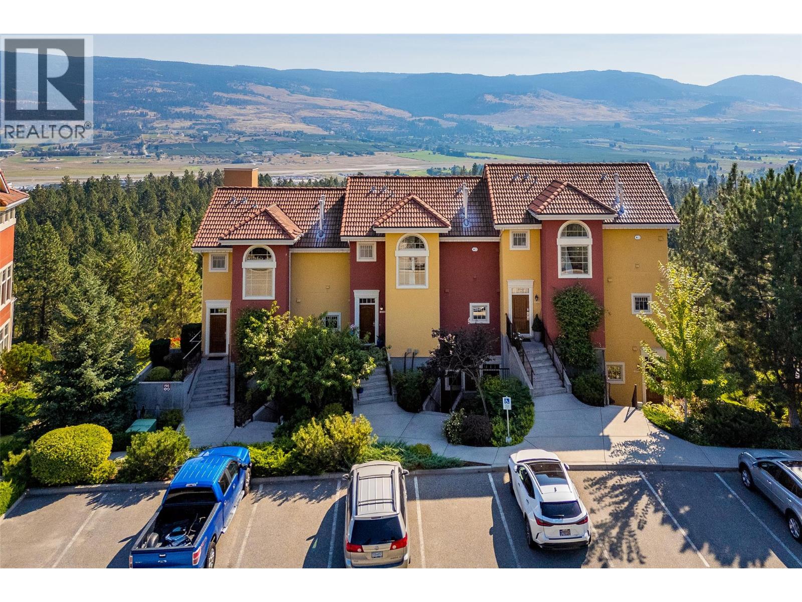 #216-1795 Country Club Drive, Kelowna