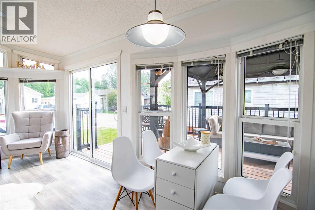 25074 South Pine Lake Road, Rural Red Deer County