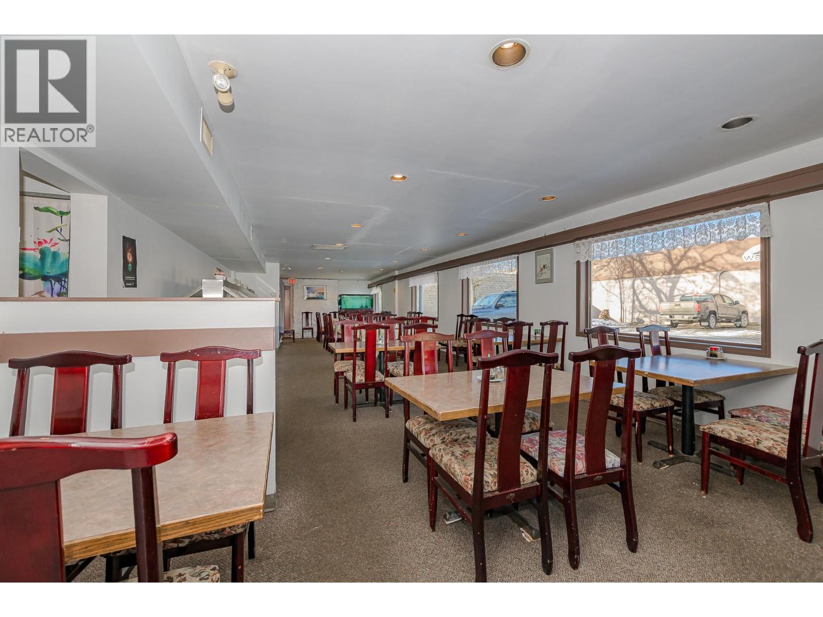  21 & 61 Shuswap Street Northwest, Salmon Arm