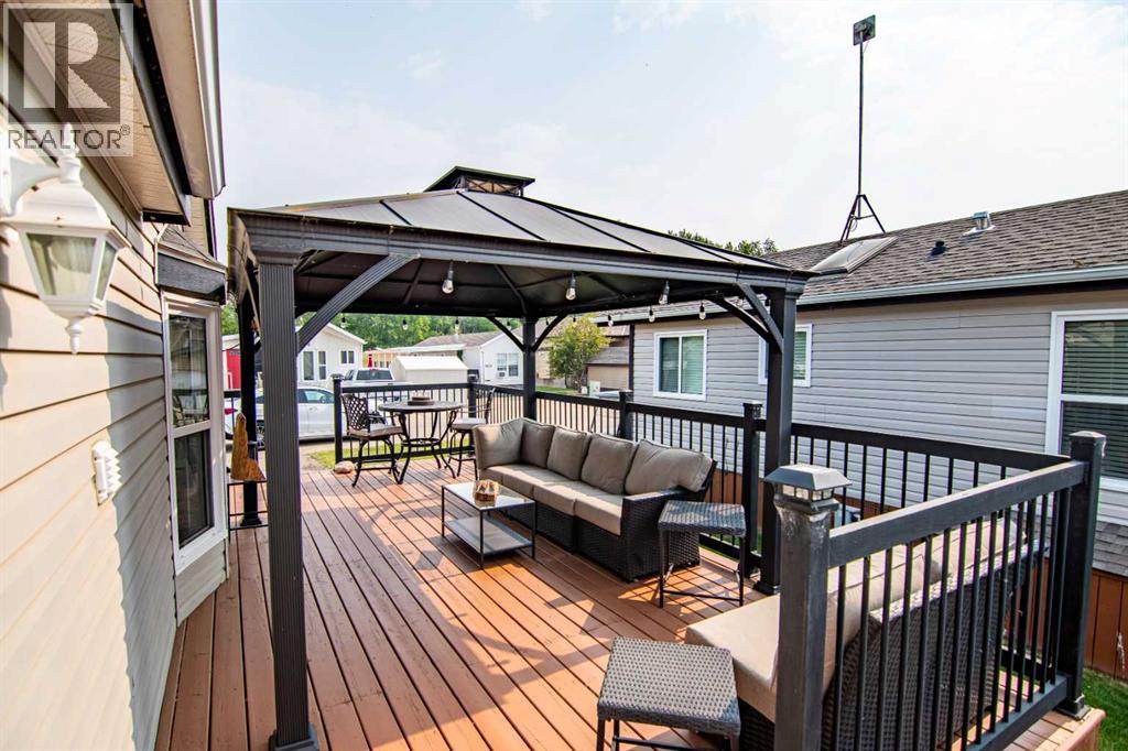 25074 South Pine Lake Road, Rural Red Deer County