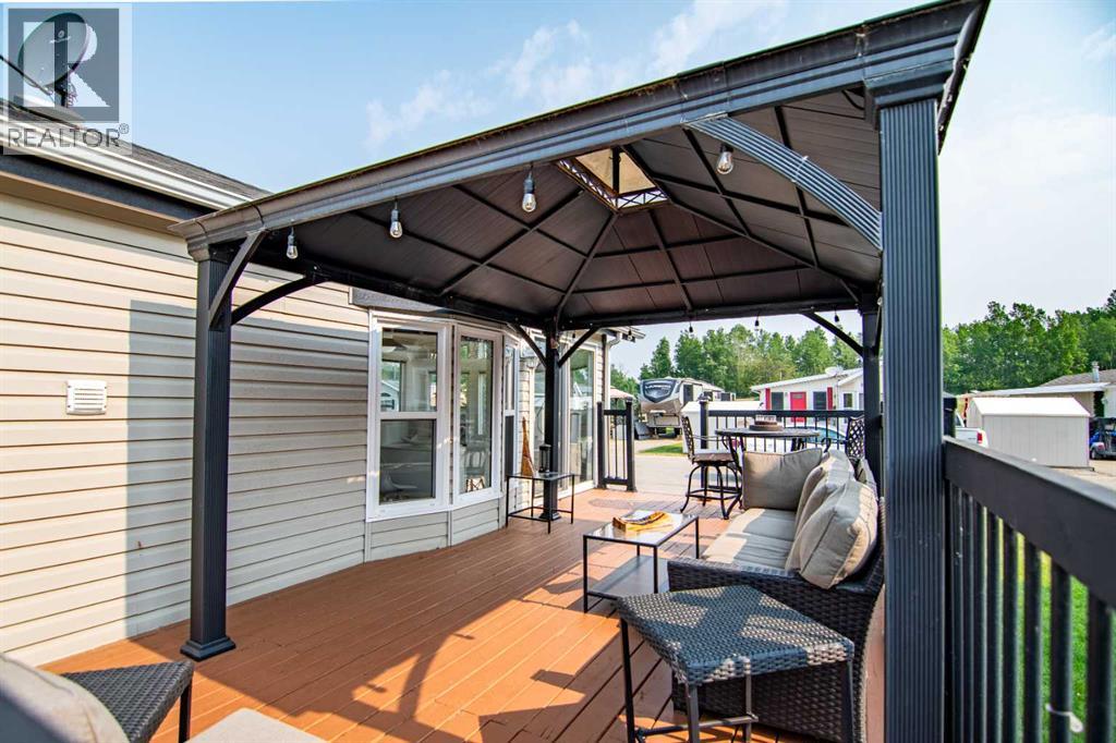 25074 South Pine Lake Road, Rural Red Deer County