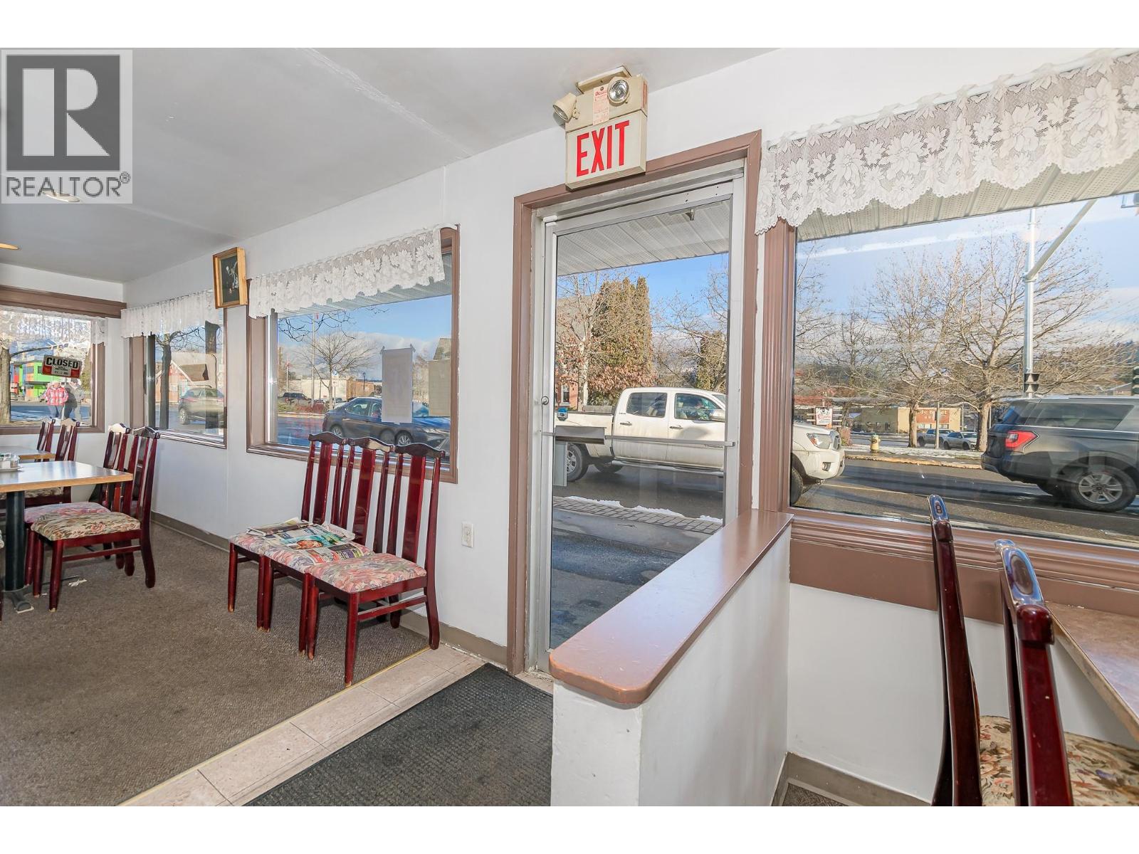  21 & 61 Shuswap Street Northwest, Salmon Arm