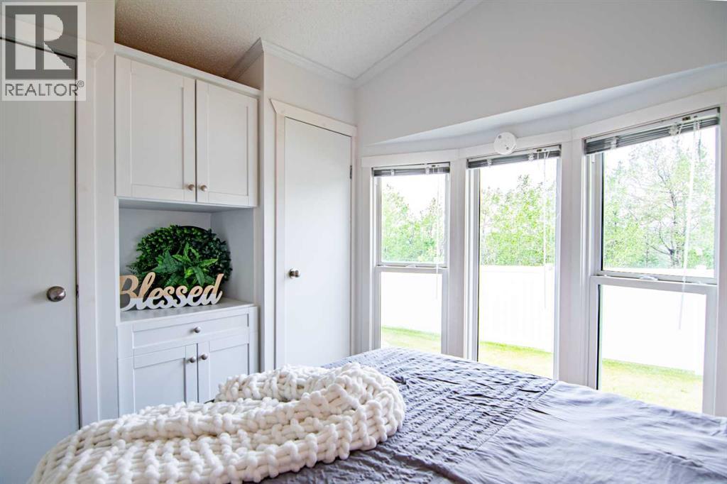 25074 South Pine Lake Road, Rural Red Deer County