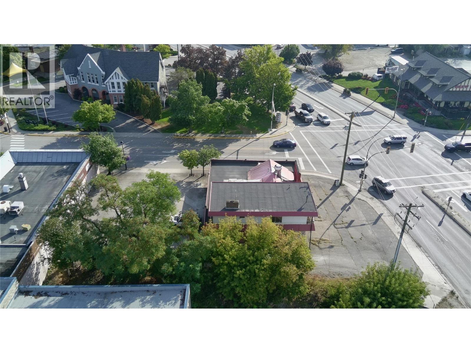  21 & 61 Shuswap Street Northwest, Salmon Arm