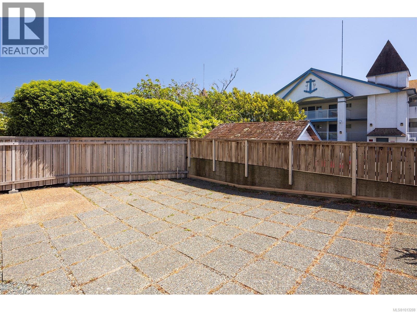114 225 Belleville Street, Victoria