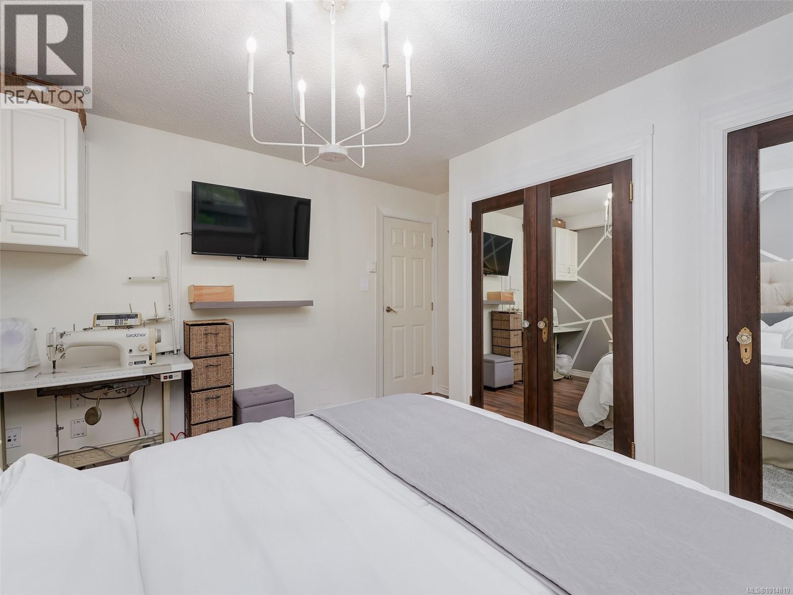 2 1956 Glenidle Rd, Sooke
