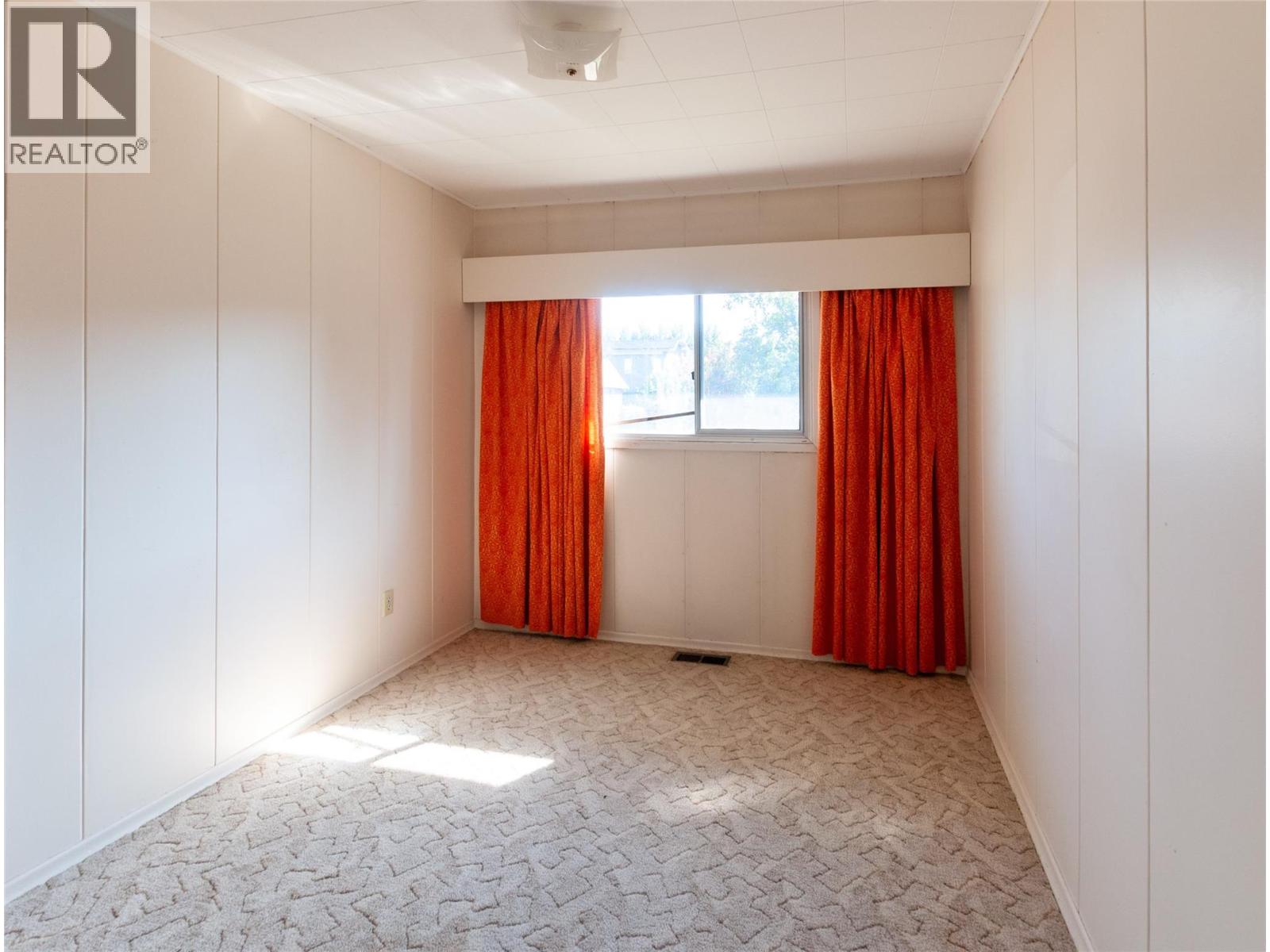  824 Grenfell Avenue, Kelowna